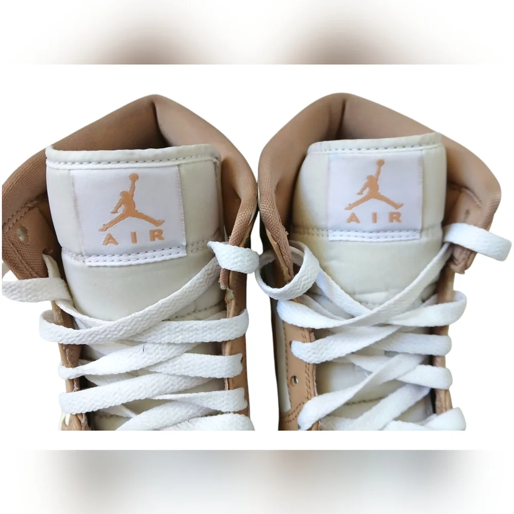 Nike Air Jordan 1 Mid Tan and White- Size 8 Men EUC - Picture 8 of 12